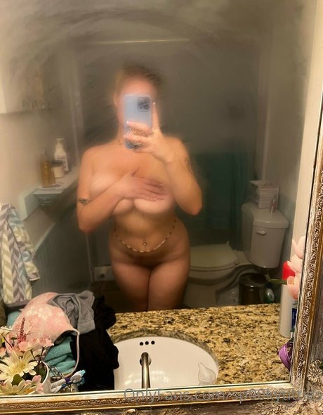 Nahá fotka uniklých OnlyFans od Sp00kytitties