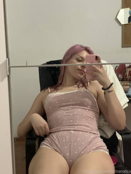 Aslisah Erotica