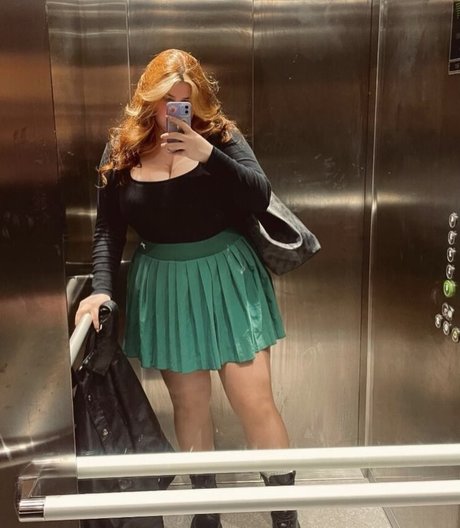 Naken lekkede OnlyFans-bilde av Aimee
