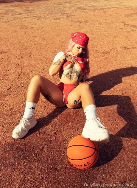 Foto desnuda filtrada de OnlyFans de Hard Candy
