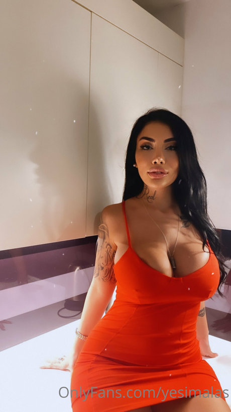 Nahá fotka uniklých OnlyFans od Yesimalas