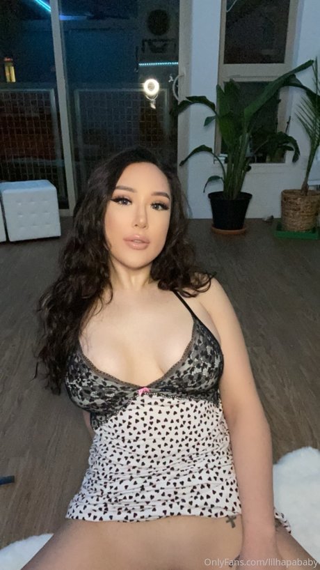 Nahá fotka uniklých OnlyFans od Naomi