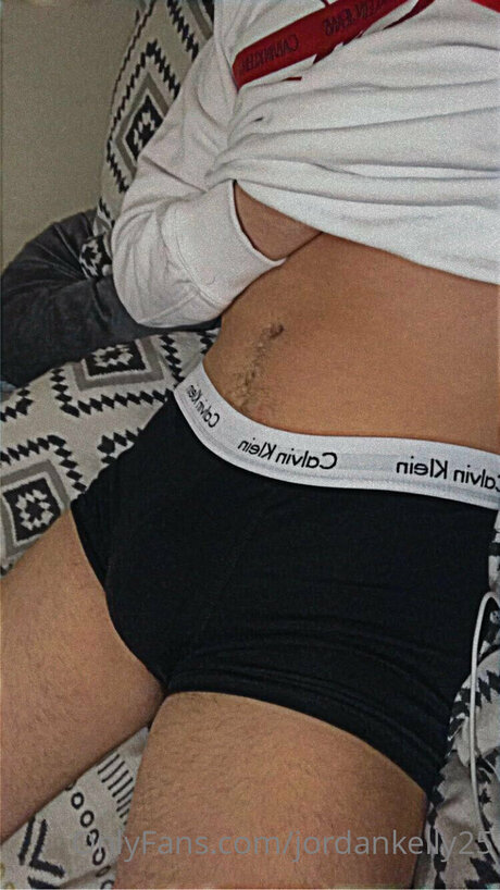Naken lekkede OnlyFans-bilde av Th3boynextdoor