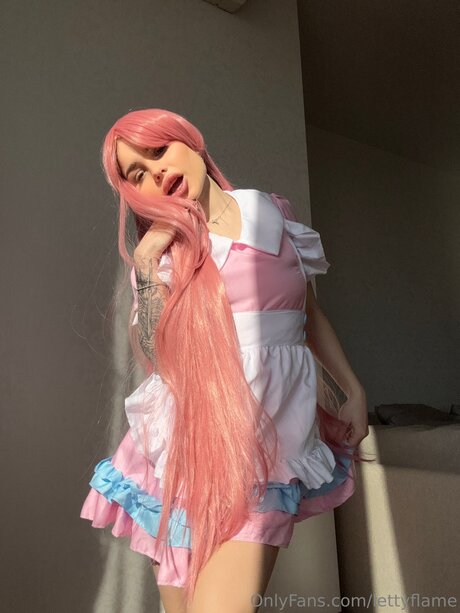 Naken lekkede OnlyFans-bilde av Lettyflame