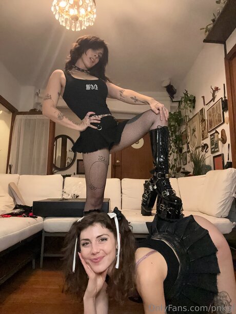 Naken lekkede OnlyFans-bilde av Pnkgf