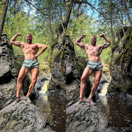 Nahá fotka uniklých OnlyFans od Macho Man
