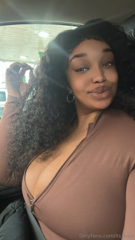 Naken lekkede OnlyFans-bilde av Its Kaja
