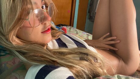Naken läckt OnlyFans-bild av Abbysitaga