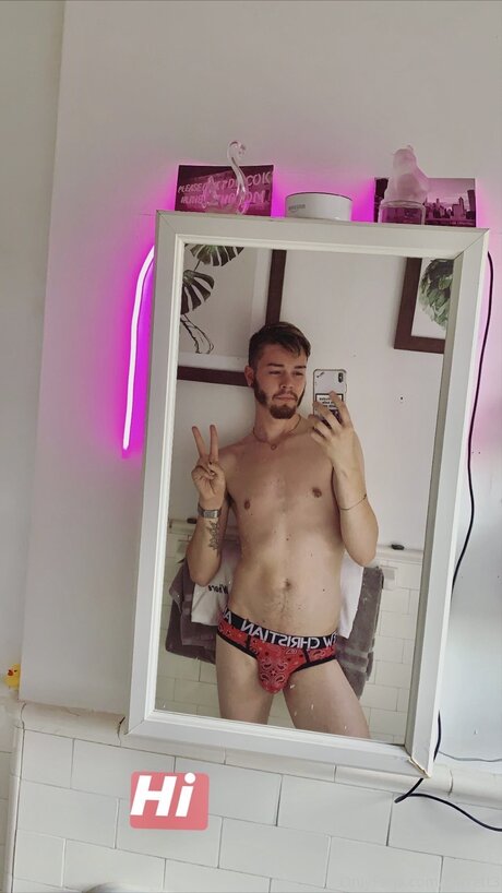 Naken lekkede OnlyFans-bilde av Garrett3