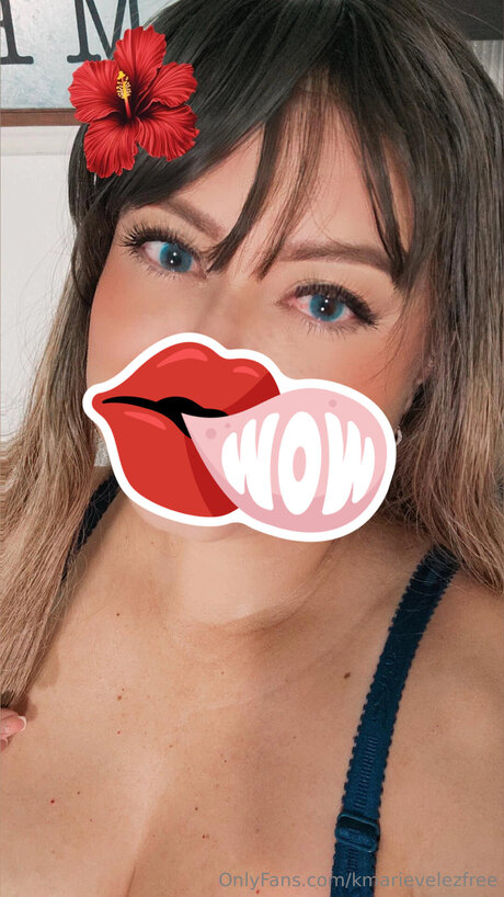 Alaston vuotanut OnlyFans-kuva Kmarievelezfree