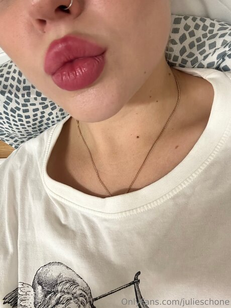 Julieschone