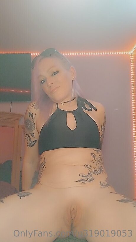 Nahá fotka uniklých OnlyFans od U319019053