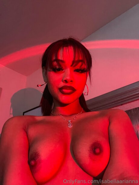 Photo nue de fuite OnlyFans de Isabellaarianna