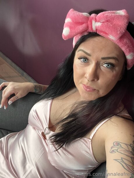 Annaleafree  nude leaked OnlyFans photo