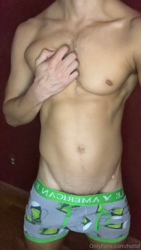 Naken lekkede OnlyFans-bilde av Hotbf