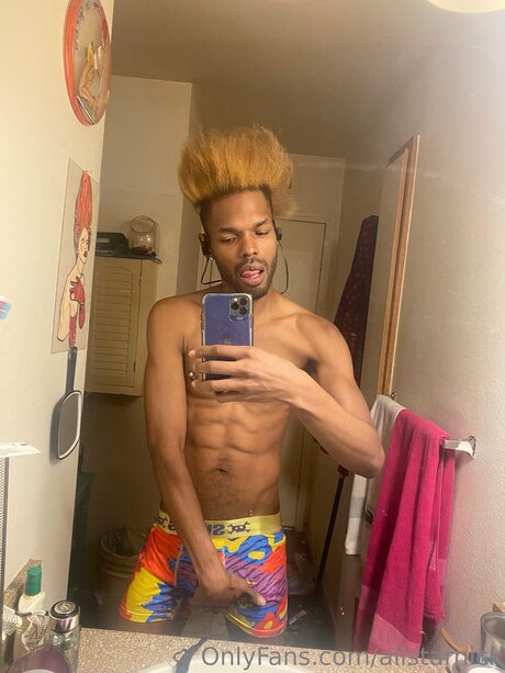 Naken lekkede OnlyFans-bilde av Allstarnick