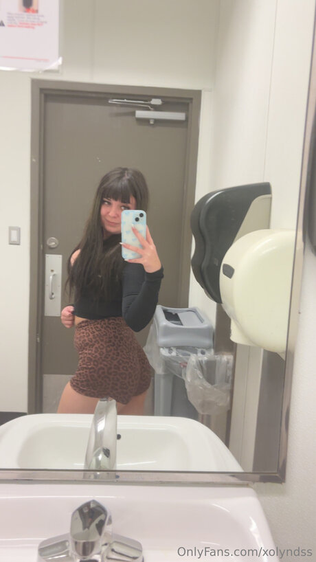 Nahá fotka uniklých OnlyFans od Xolyndss