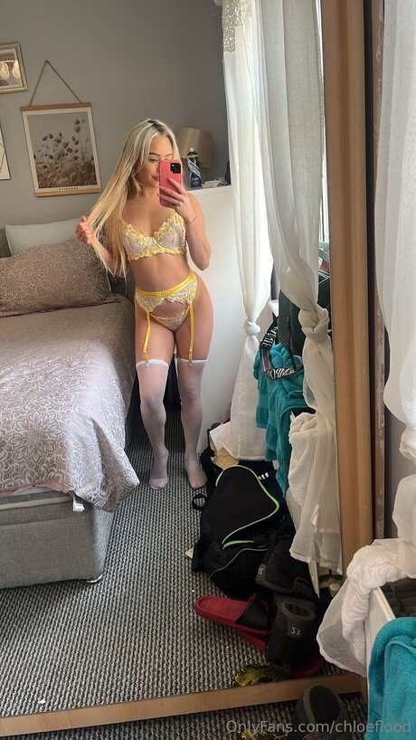 Foto di nudo di fuga di OnlyFans di Chloeflood