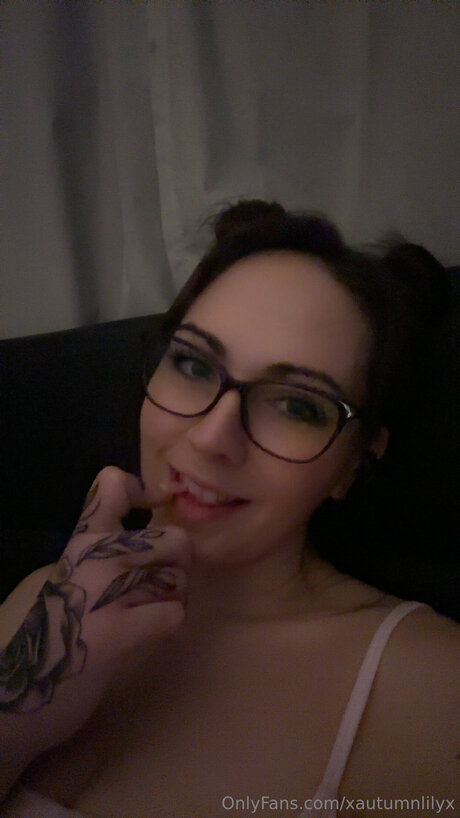 Foto di nudo di fuga di OnlyFans di Xautumnlilyx