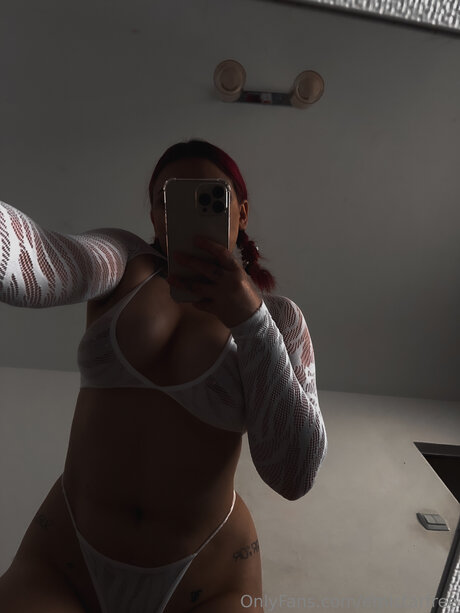 Naken lekkede OnlyFans-bilde av Pink Girlfree