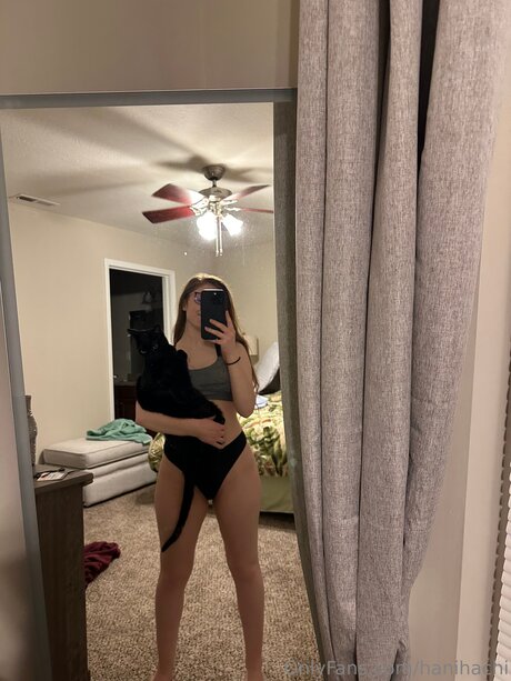Nahá fotka uniklých OnlyFans od Hanihachi