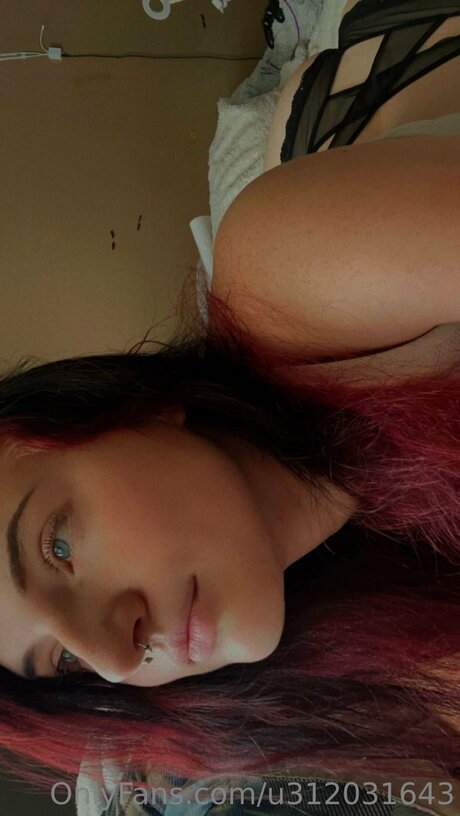 Naken läckt OnlyFans-bild av U312031643