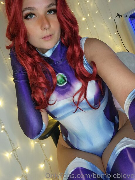 Nacktes geleaktes OnlyFans-Foto von Bumblebieve
