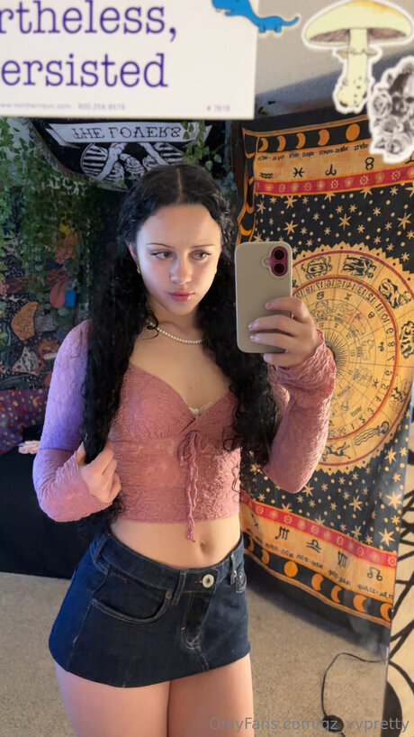 Naken lekkede OnlyFans-bilde av Gz Vvpretty