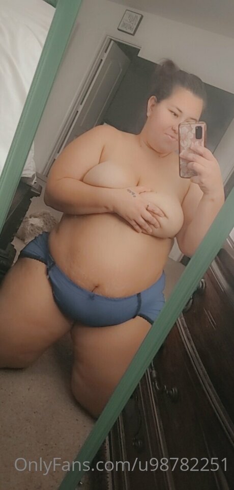 Naken lekkede OnlyFans-bilde av Madibbw