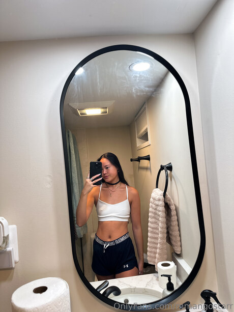 Yuki Moon 0 0