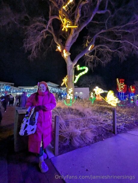 Jamieshrinersings