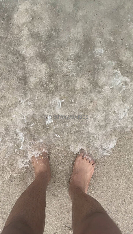 Nahá fotka uniklých OnlyFans od Strawbaries