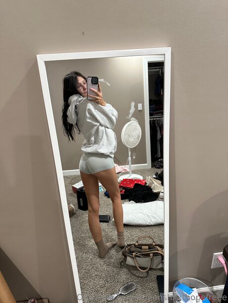 Naken lekkede OnlyFans-bilde av Queenshxxthopefreee