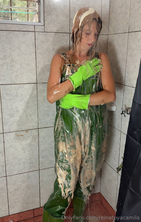 Naken läckt OnlyFans-bild av Reinatuyacamila