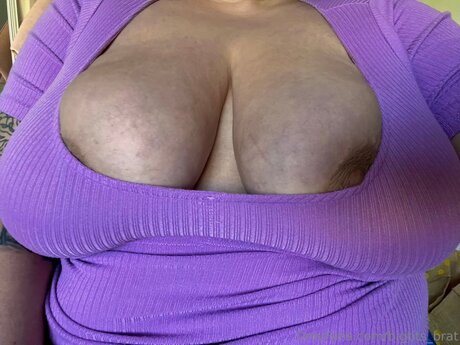Bigtits Brat