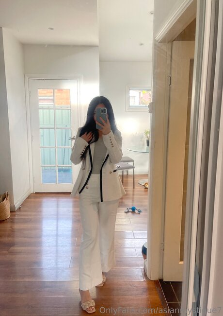 Foto nua vazada do OnlyFans de Asianmystique7
