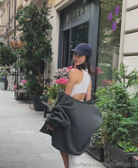 Nahá fotka uniklých OnlyFans od Lilttle Katee