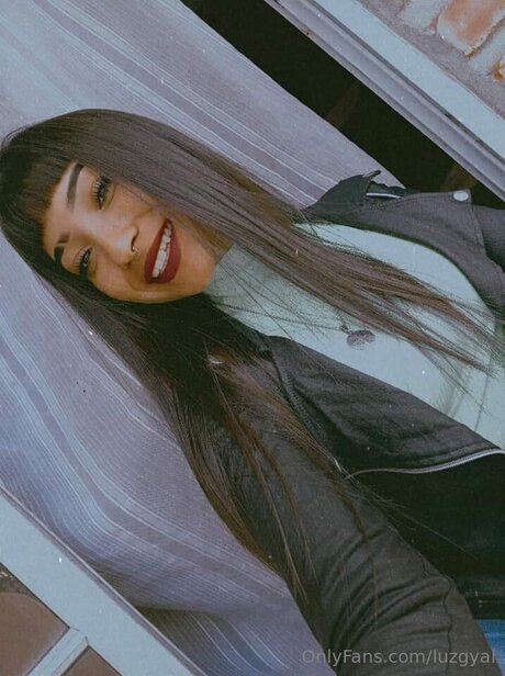 Naken läckt OnlyFans-bild av Luzgyal