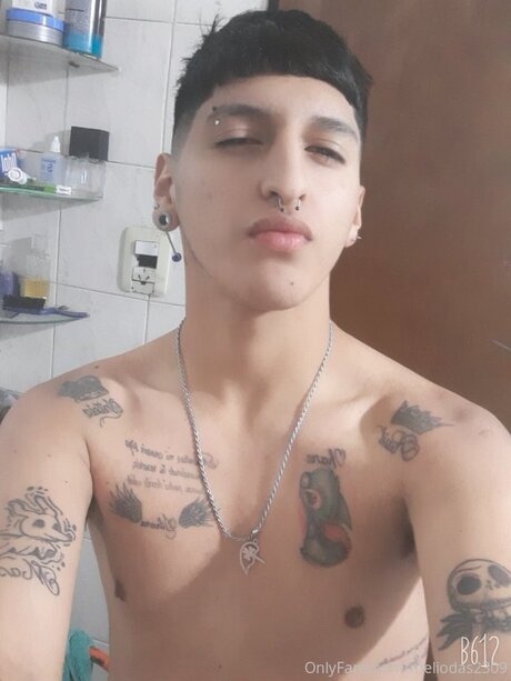 Nahá fotka uniklých OnlyFans od Meliodas2309