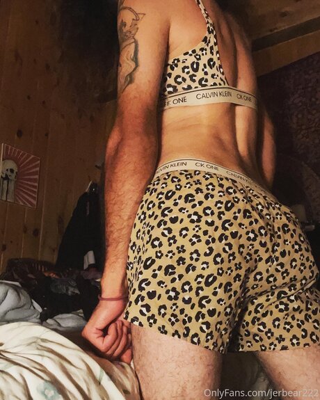 Nahá fotka uniklých OnlyFans od Jerbear222