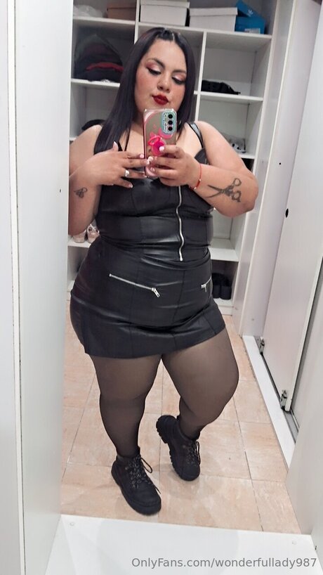 Naken lekkede OnlyFans-bilde av Wonderfullady987