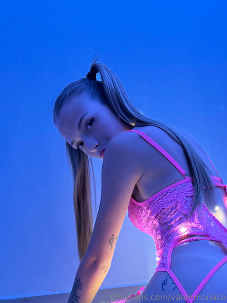 Naken lekkede OnlyFans-bilde av Valenmonaco