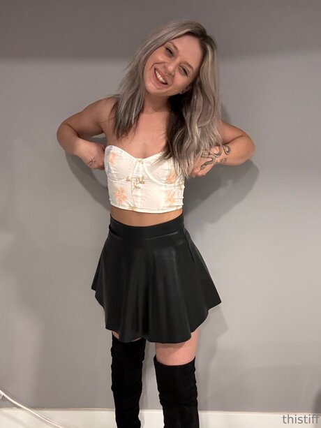 Naken läckt OnlyFans-bild av Peachkissie