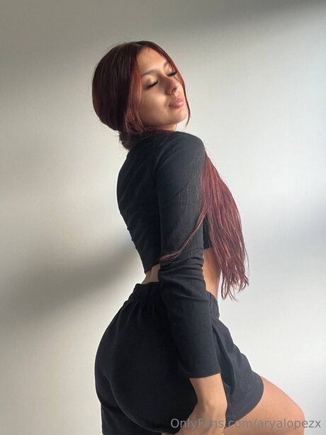 Aryalopezx