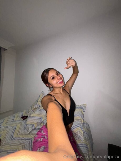 Aryalopezx
