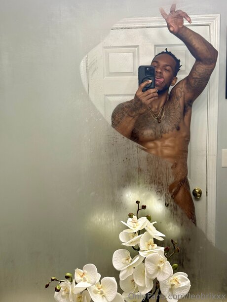 Nahá fotka uniklých OnlyFans od Leobrixxx