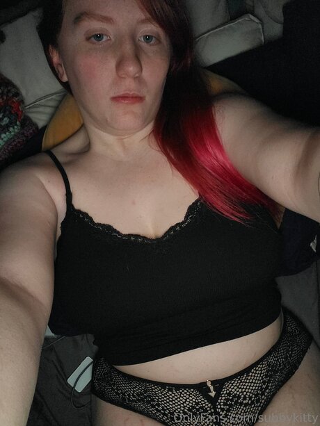 Naken lekkede OnlyFans-bilde av Subbykitty