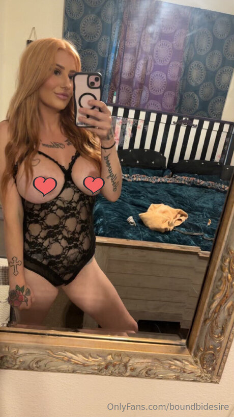 Naken lekkede OnlyFans-bilde av Miss Bayoubelle