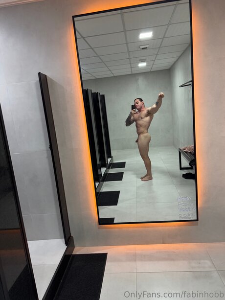 Naken lekkede OnlyFans-bilde av Fabinhobb
