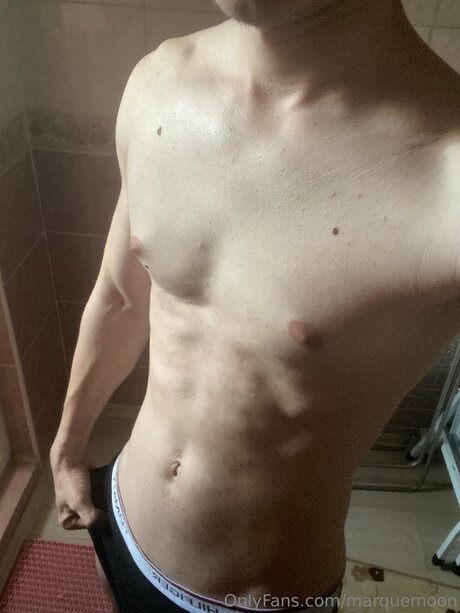 Naken läckt OnlyFans-bild av Marquemoon
